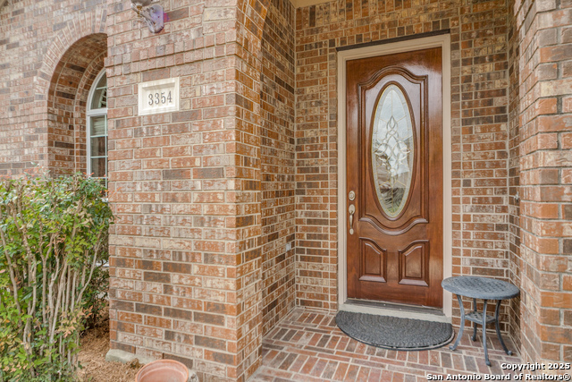 Listing photo id 0 for 3354 Highline