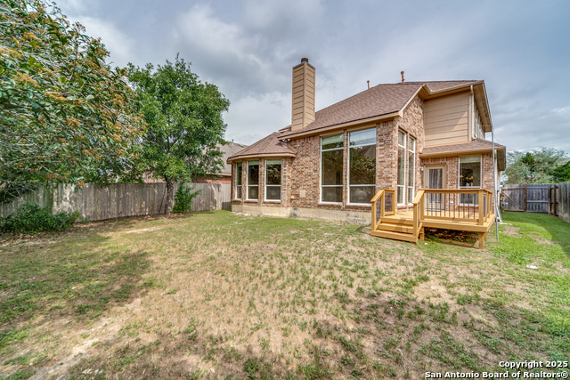 Listing photo id 23 for 3354 Highline