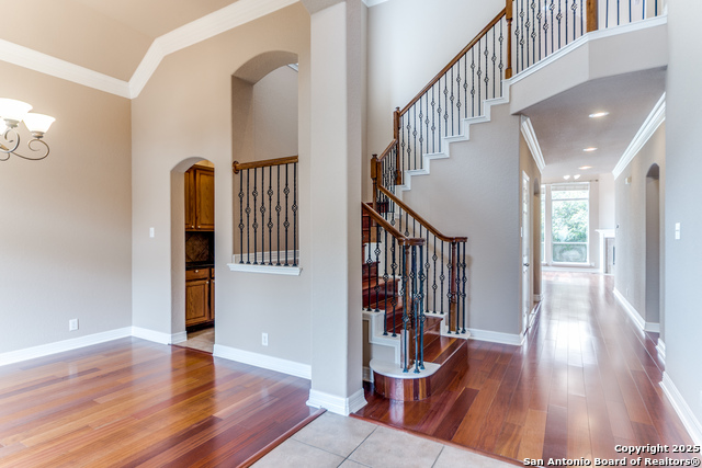 Listing photo id 1 for 3354 Highline