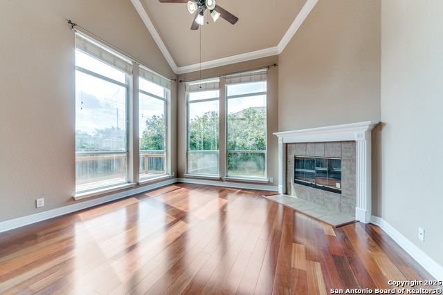 Listing photo id 6 for 3354 Highline