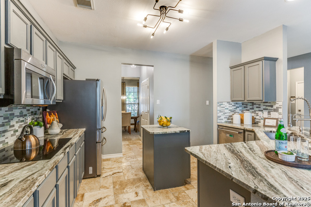 Image 12 of 38 For 11519 Brae Hill