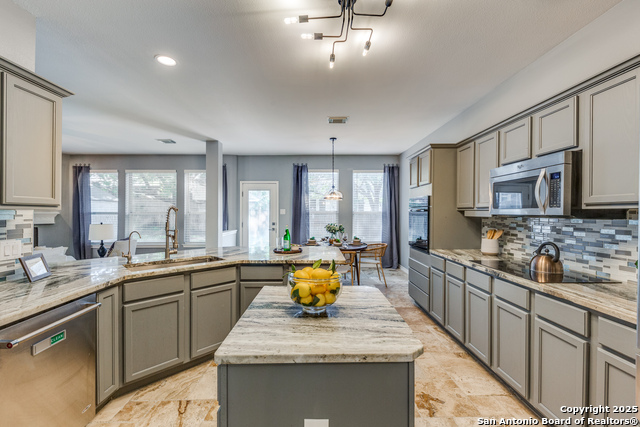 Image 14 of 38 For 11519 Brae Hill
