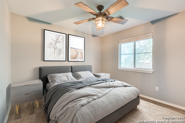 Image 27 of 38 For 11519 Brae Hill