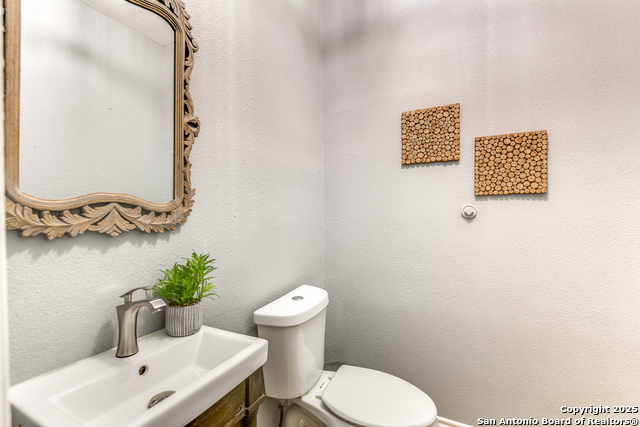 Image 29 of 38 For 11519 Brae Hill