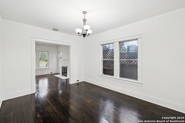 Listing photo id 16 for 1611 Mckinley