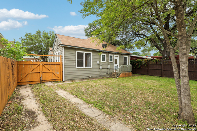 Listing photo id 33 for 1611 Mckinley