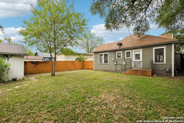 Listing photo id 37 for 1611 Mckinley
