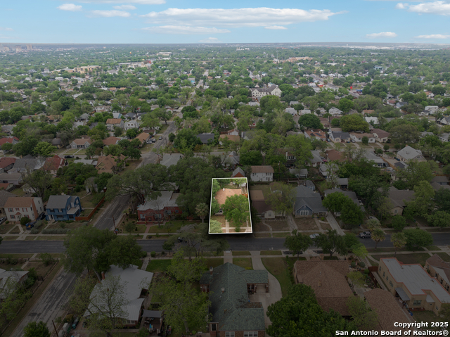 Listing photo id 40 for 1611 Mckinley
