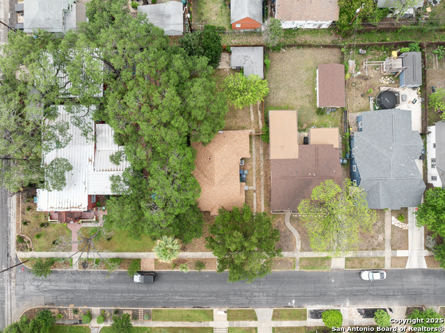 Listing photo id 41 for 1611 Mckinley
