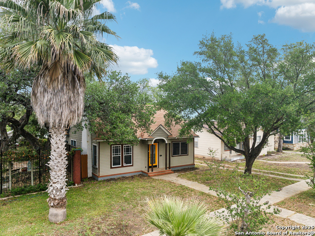 Listing photo id 42 for 1611 Mckinley
