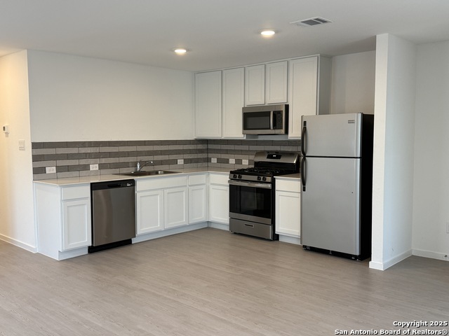 Image 2 of 22 For 3807 Rock Mill