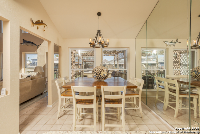 Listing photo id 9 for 15350 Tortuga