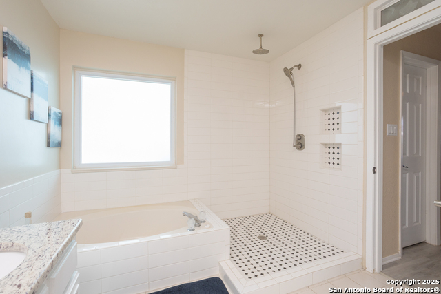 Listing photo id 14 for 15350 Tortuga