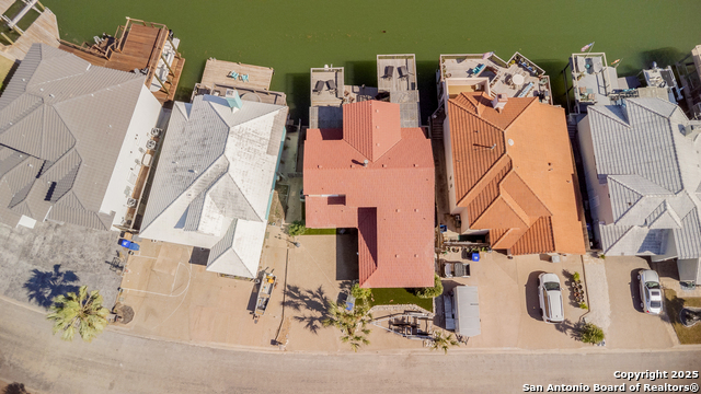 Listing photo id 27 for 15350 Tortuga