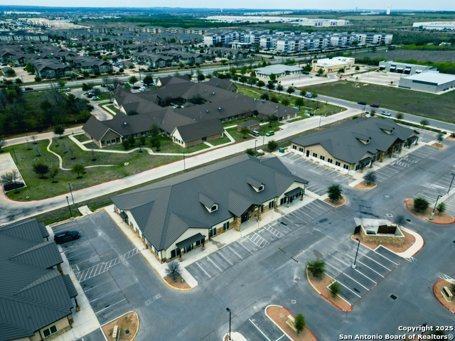 Listing photo id 2 for 790 Generations Drive 300