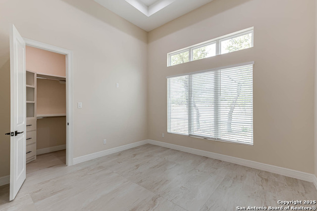 Listing photo id 23 for 1281 Adyson Ridge