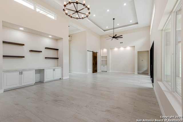 Listing photo id 2 for 1281 Adyson Ridge