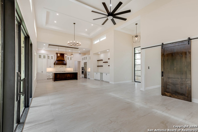 Listing photo id 6 for 1281 Adyson Ridge