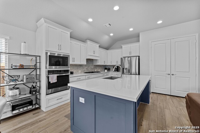 Listing photo id 8 for 12335 Fort Duncan