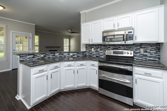Image 6 of 28 For 3022 Fall Way