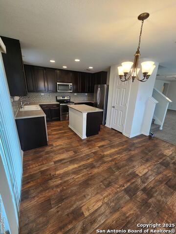 Image 5 of 14 For 9639 Pleasanton Cove