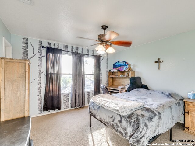 Listing photo id 22 for 689 Northgap