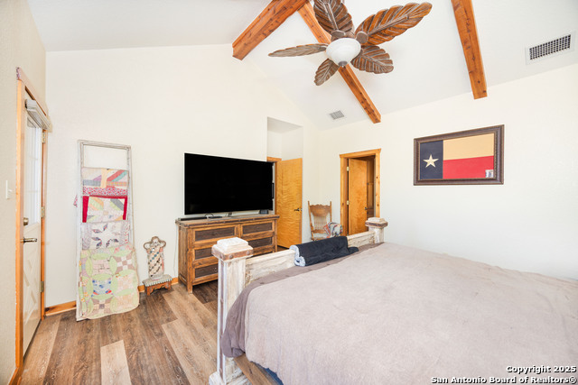 Listing photo id 8 for 3755 County Road 241