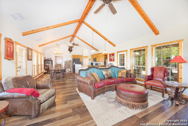 Listing photo id 3 for 3755 County Road 241