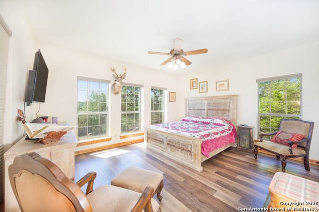Listing photo id 5 for 3755 County Road 241