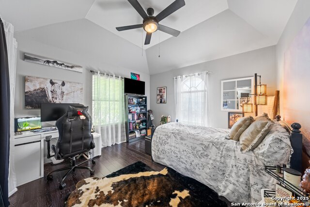 Image 14 of 24 For 839 Stoneway