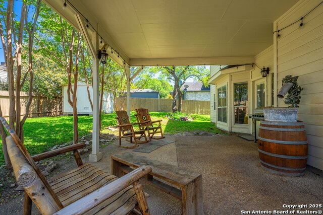 Image 21 of 24 For 839 Stoneway