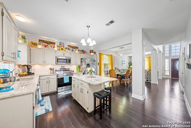Image 6 of 24 For 839 Stoneway