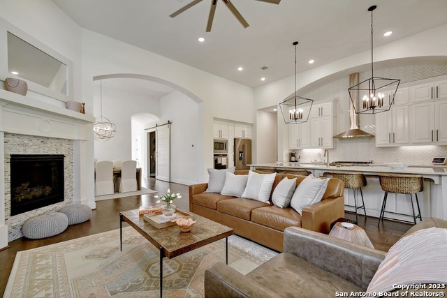 Image 9 of 36 For 7019 Cantera Manor Blvd
