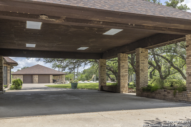 Image 24 of 44 For 784 Us Hwy 183