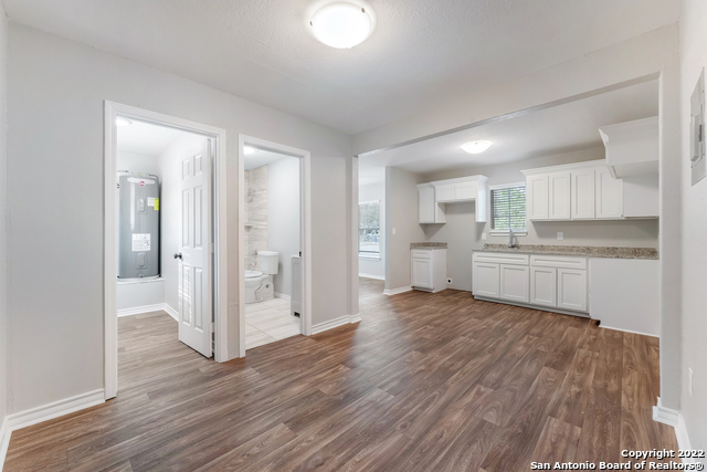 Image 28 of 28 For 402 San Horacio Ave S