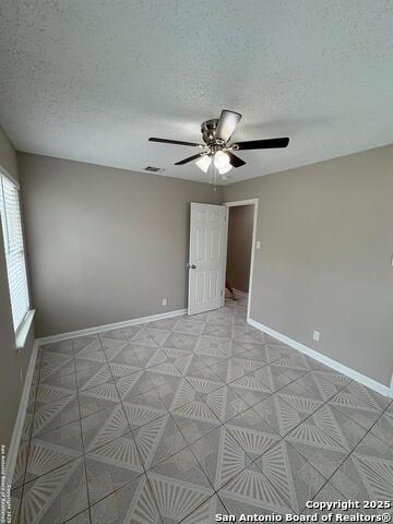 Image 15 of 25 For 606 Crockett