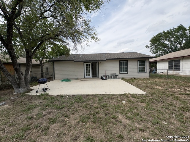 Image 8 of 25 For 606 Crockett