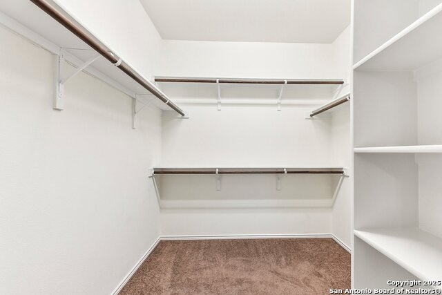 Listing photo id 12 for 704 Manzano