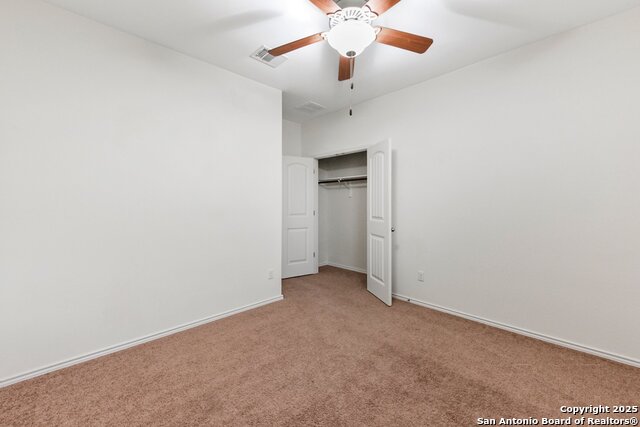 Listing photo id 18 for 704 Manzano