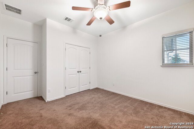Listing photo id 26 for 704 Manzano