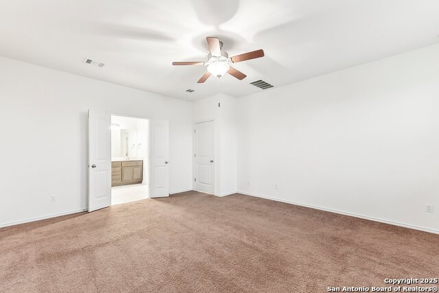 Listing photo id 7 for 704 Manzano