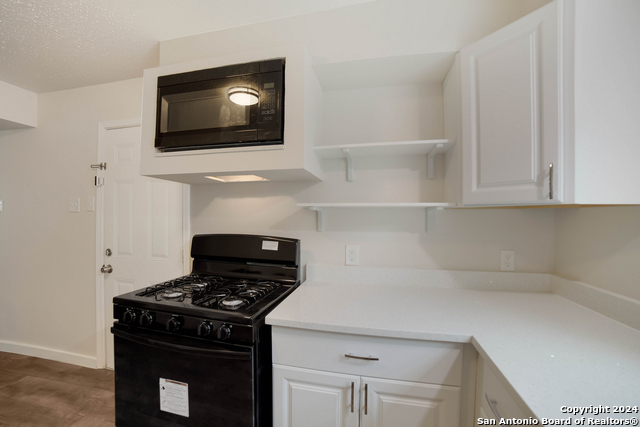 Image 6 of 13 For 127 Antrim Dr