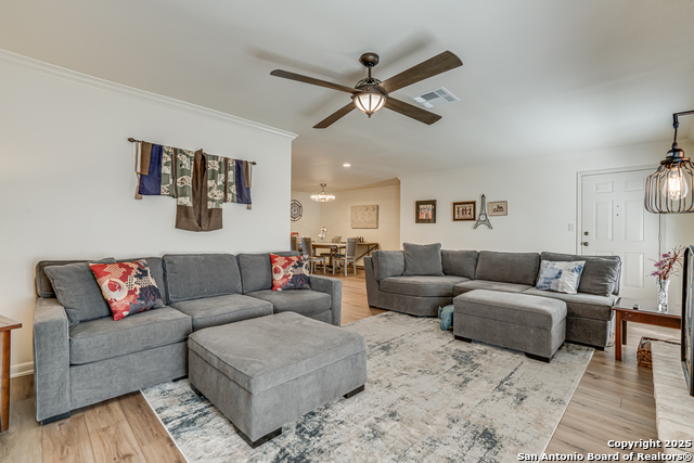 Image 10 of 34 For 2611 Eisenhauer Road  1603