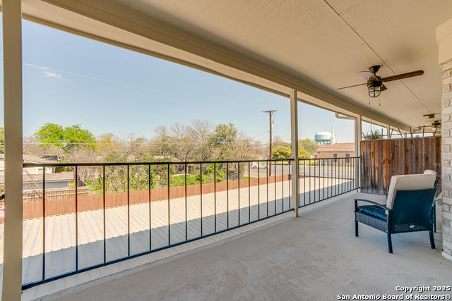 Image 30 of 34 For 2611 Eisenhauer Road  1603