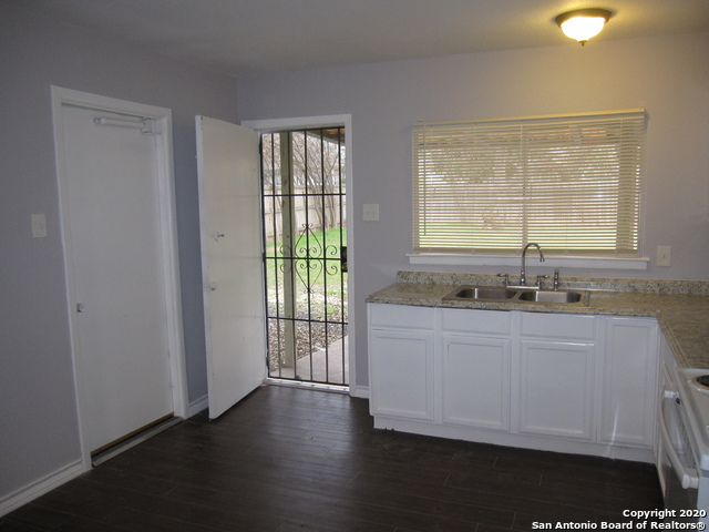 Image 4 of 16 For 5307 Diamond Cove