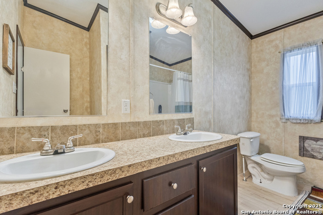 Image 12 of 27 For 23055 Trumbo Rd