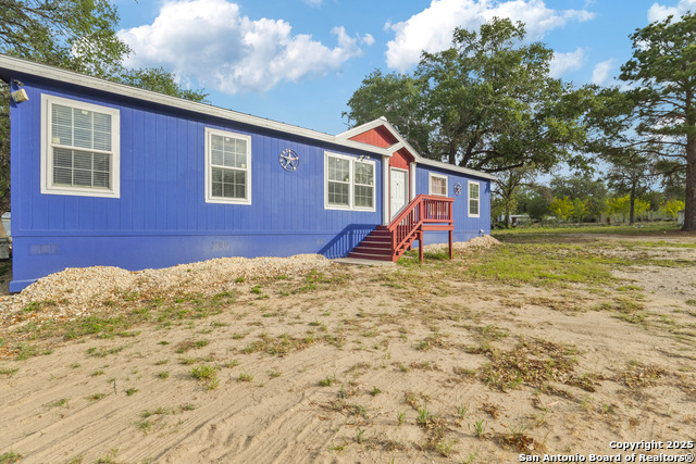 Image 24 of 27 For 23055 Trumbo Rd