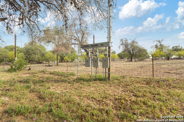 Image 25 of 27 For 23055 Trumbo Rd