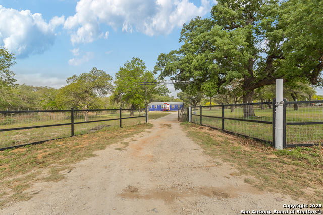 Image 27 of 27 For 23055 Trumbo Rd