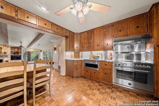 Listing photo id 6 for 2802 State Highway 46